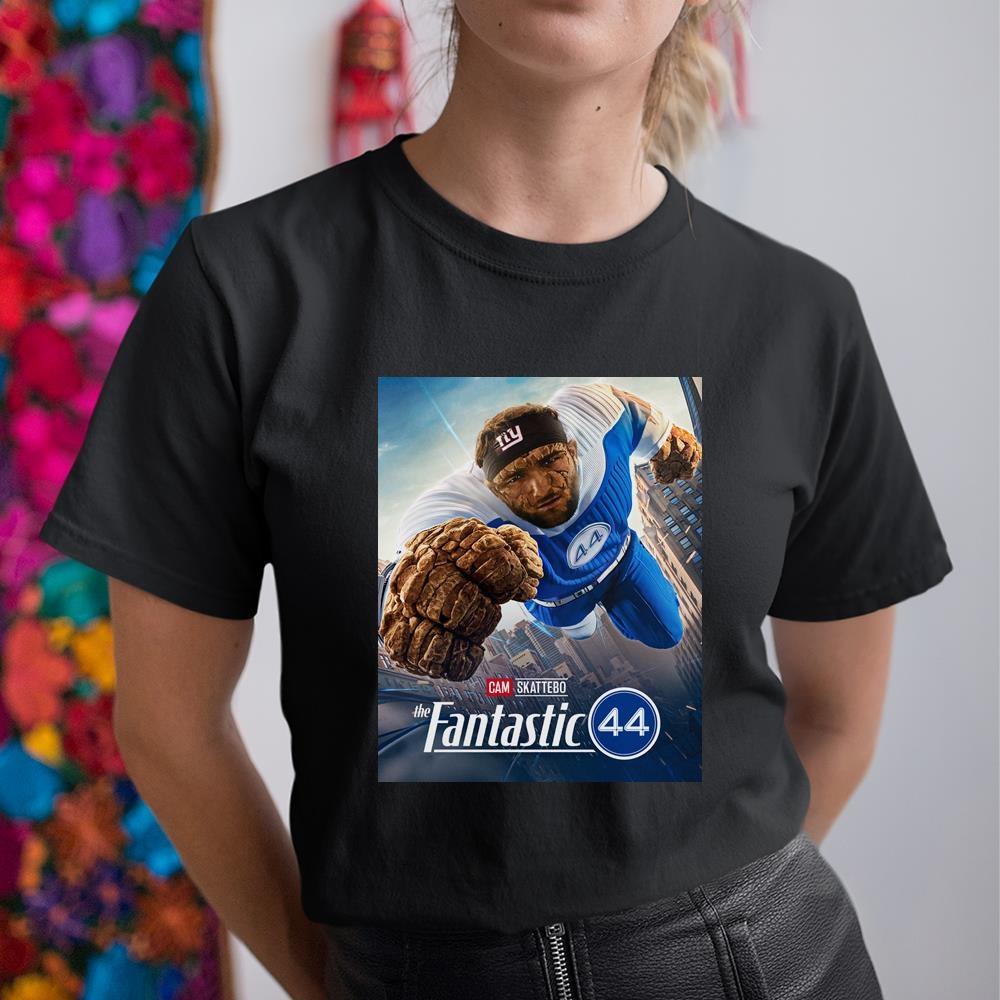 A woman wearing a black shirt with a picture of a football player.